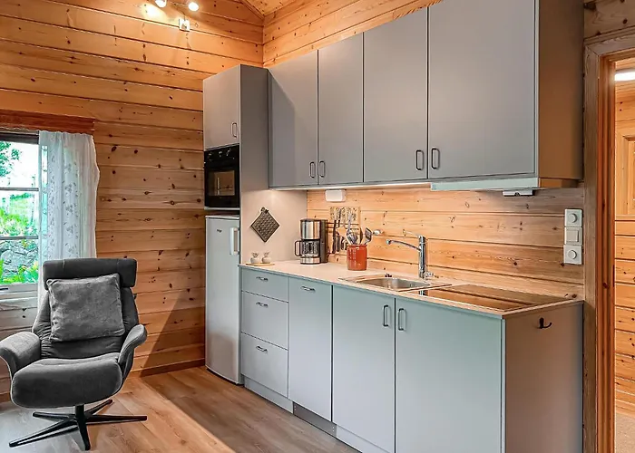 2 Bedroom Cozy In Дом отдыха Lauvstad